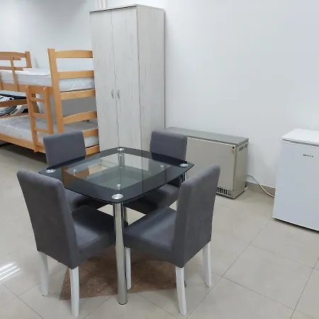 Aleksic U Samom Centru Grada *