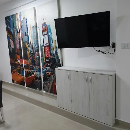 Aleksic U Samom Centru Grada *